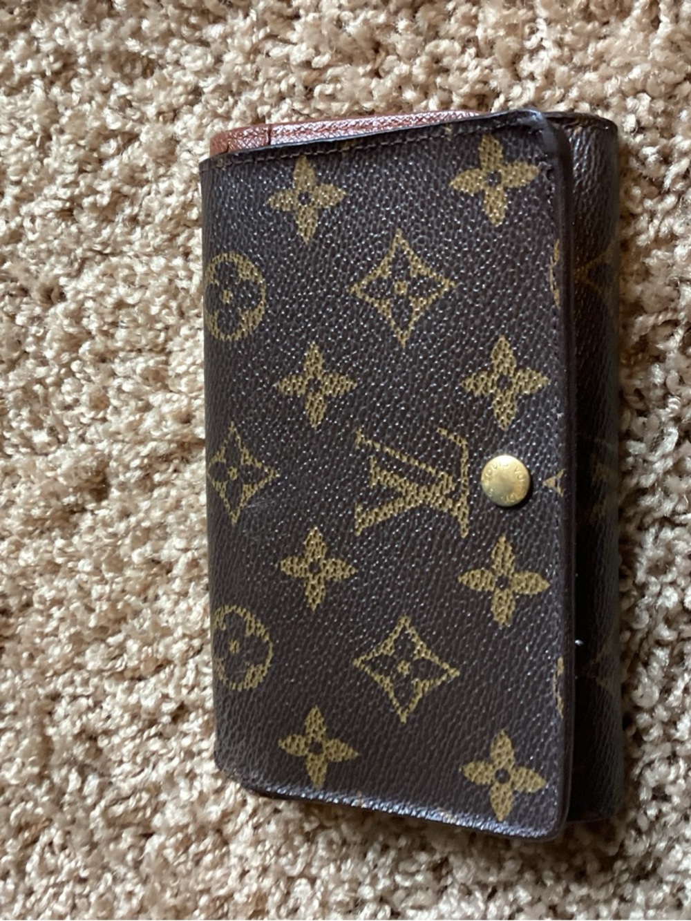 Louis Vuitton Monogram Canvas Folded Key Pouch - Brown & Gold